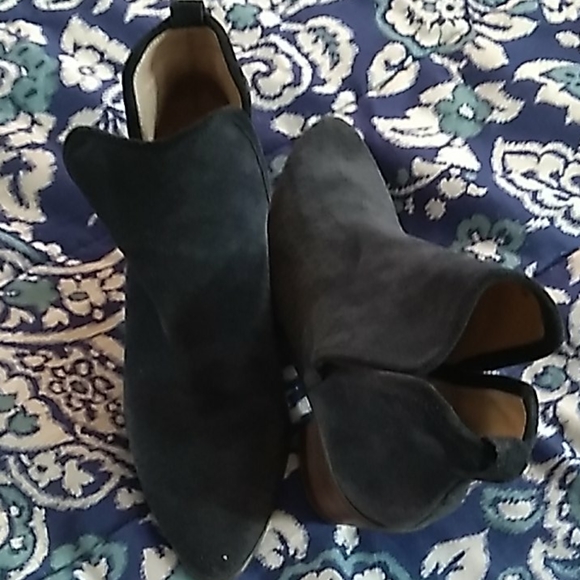 COPY - Lucky Brand Suede Perforated Booties - Picture 8 of 8